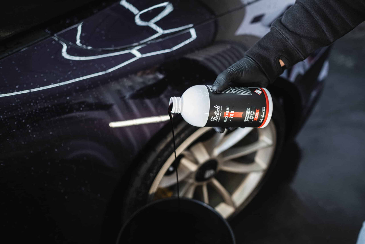 BLACK BUBBLE Shampoing de finition pour véhicule foncés