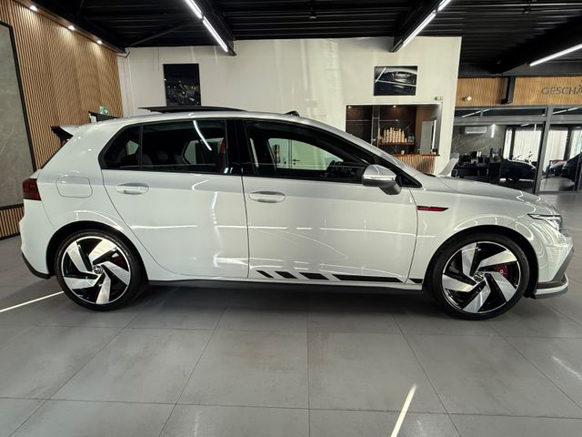 VOLKSWAGEN GOLF 8 GTI CS 300CH PANO/DSG/NAVIG