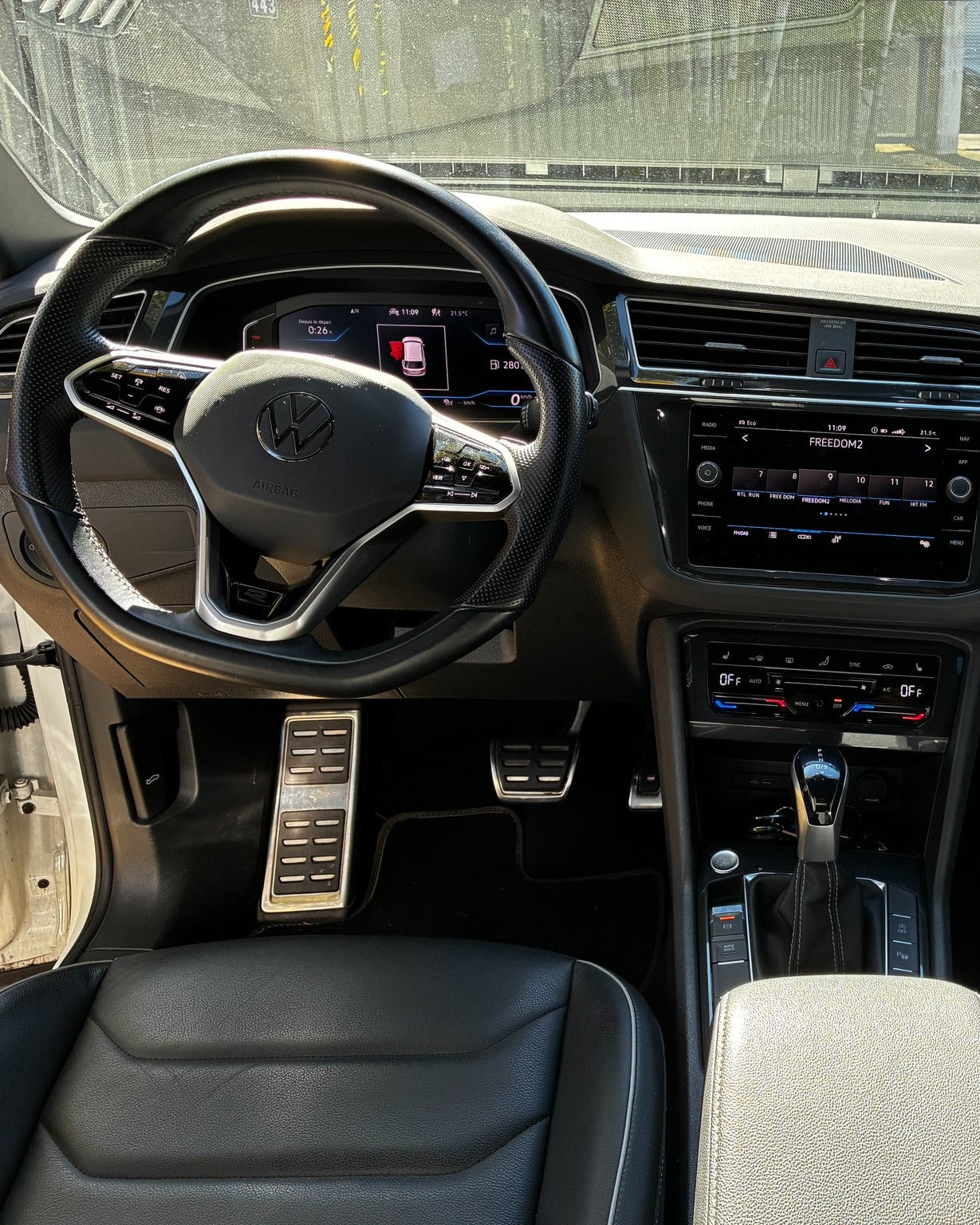 VOLKSWAGEN TIGUAN RLINE EXCLUSIVE