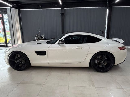 MERCEDES-BENZ AMG GT COUPÉ V8 – Plaisir de conduite à l’état pur, design iconique & moteur d’exception