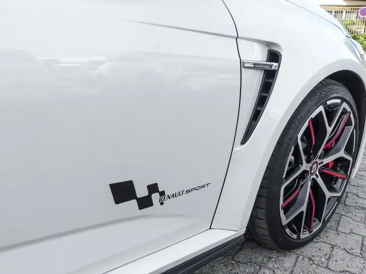RENAULT MEGANE 4RS TROPHY 300 – Performance sportive et agilité au quotidien
