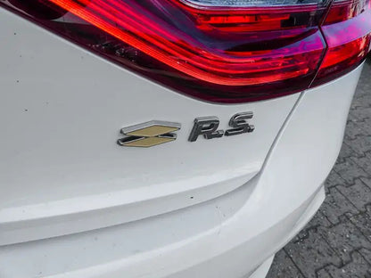 RENAULT MEGANE 4RS TROPHY 300 – Performance sportive et agilité au quotidien