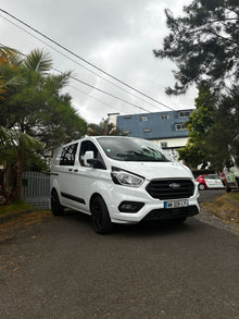 Ford Transit Custom Kombi 6 Places + Utilitaire – 2023 – 9000 km