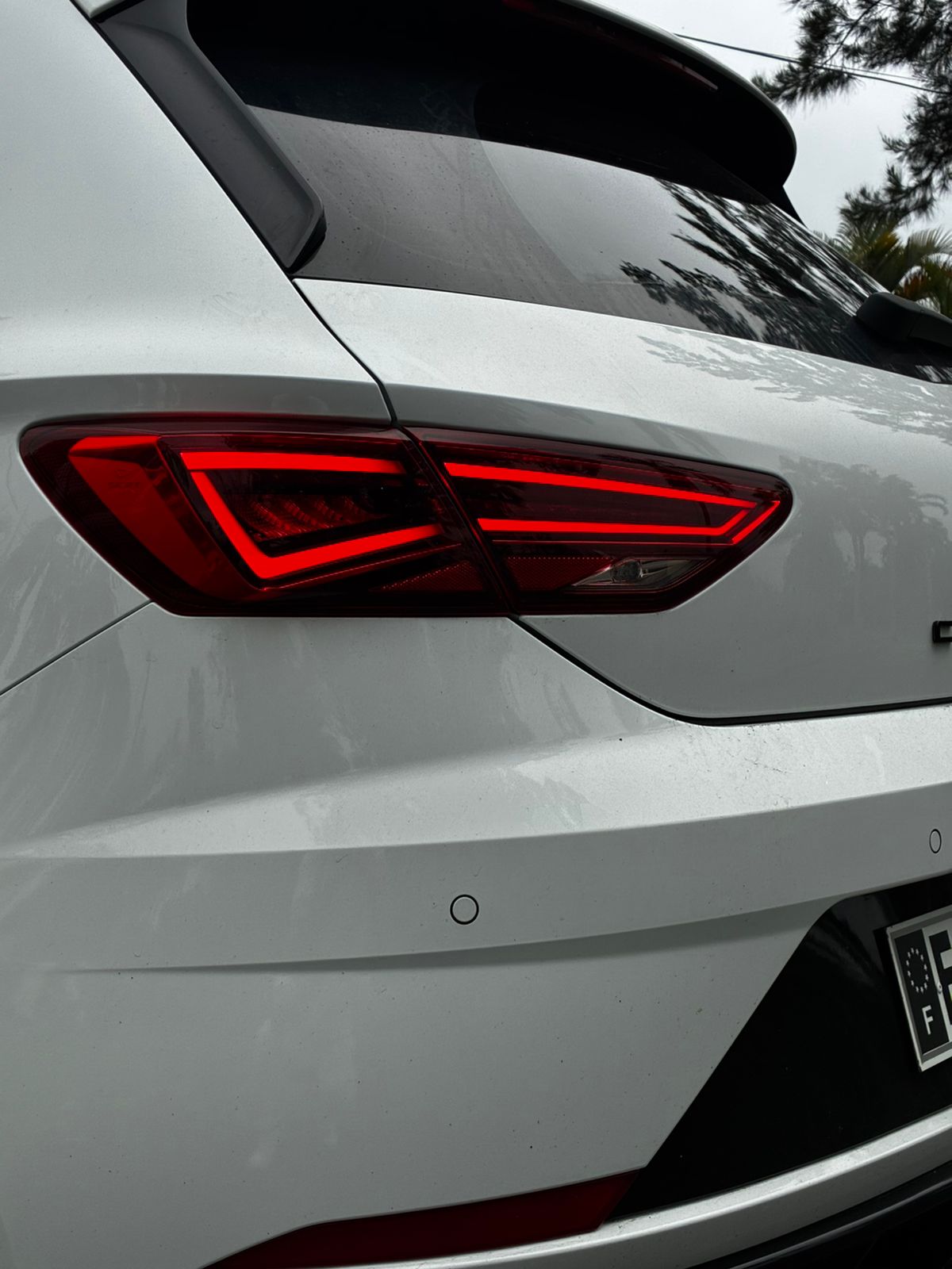 SEAT Leon Cupra 300 – Compacte Sportive Essence, Faible Kilométrage ; État Impeccable