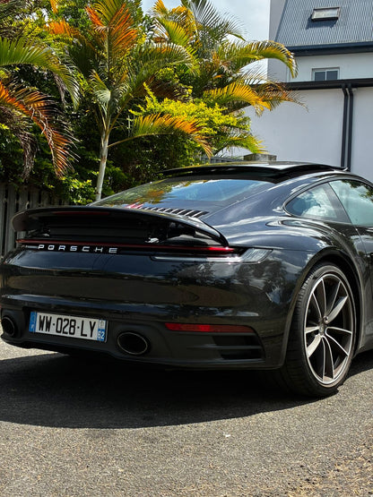 Porsche 911 Type 992 Carrera 4 – 3.0L 385 ch – Pano / État Neuf