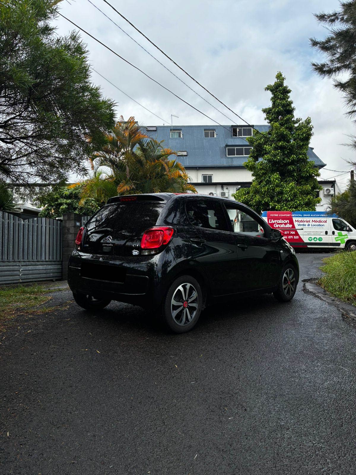 CITROËN C1 AIRSCAPE SHINE – 82 CH – 5 PORTES – TOIT OUVRANT