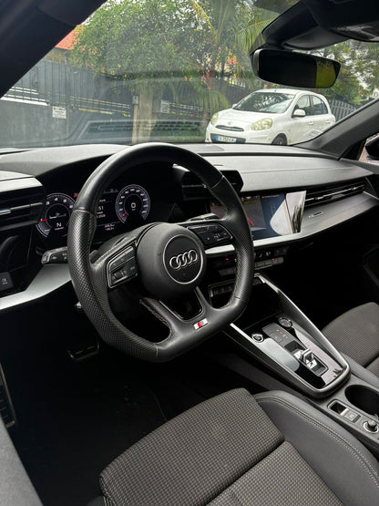 Audi A3 Sedan S-Line Pack Black – 150 ch – Virtual Cockpit