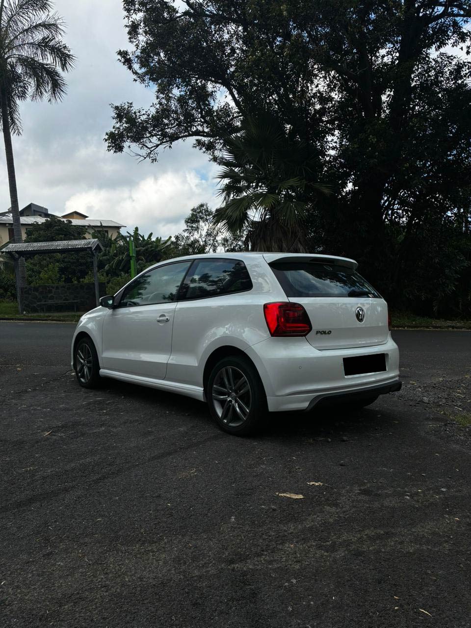 Volkswagen Polo R-Line – 1ère main – 75 ch