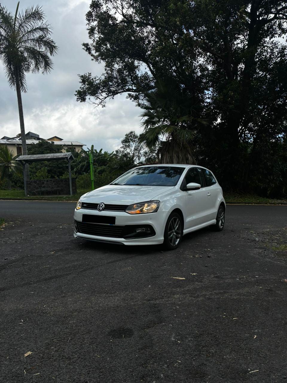 Volkswagen Polo R-Line – 1ère main – 75 ch