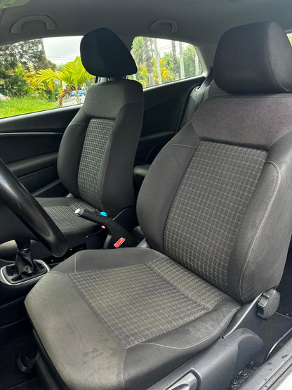Volkswagen Polo R-Line – 1ère main – 75 ch