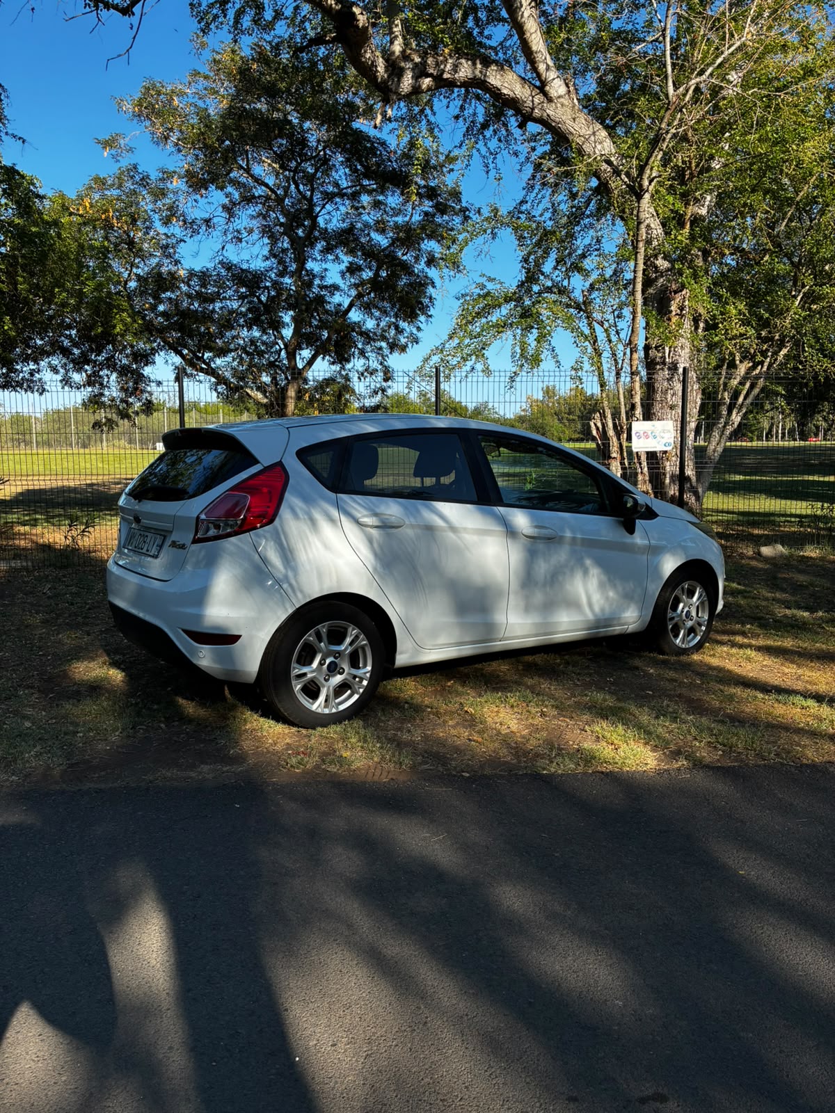 FORD FIESTA MK7 EDITION – 100 CH – AUTOMATIQUE