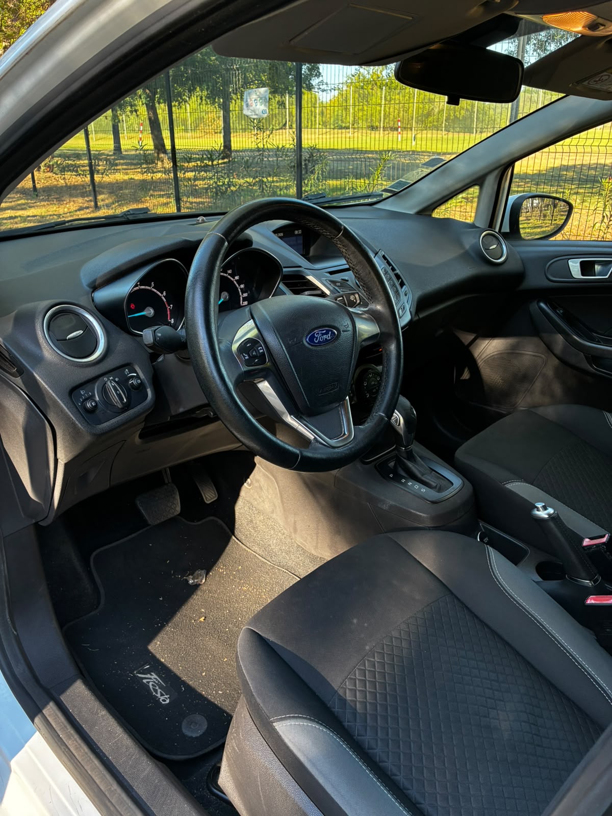 FORD FIESTA MK7 EDITION – 100 CH – AUTOMATIQUE