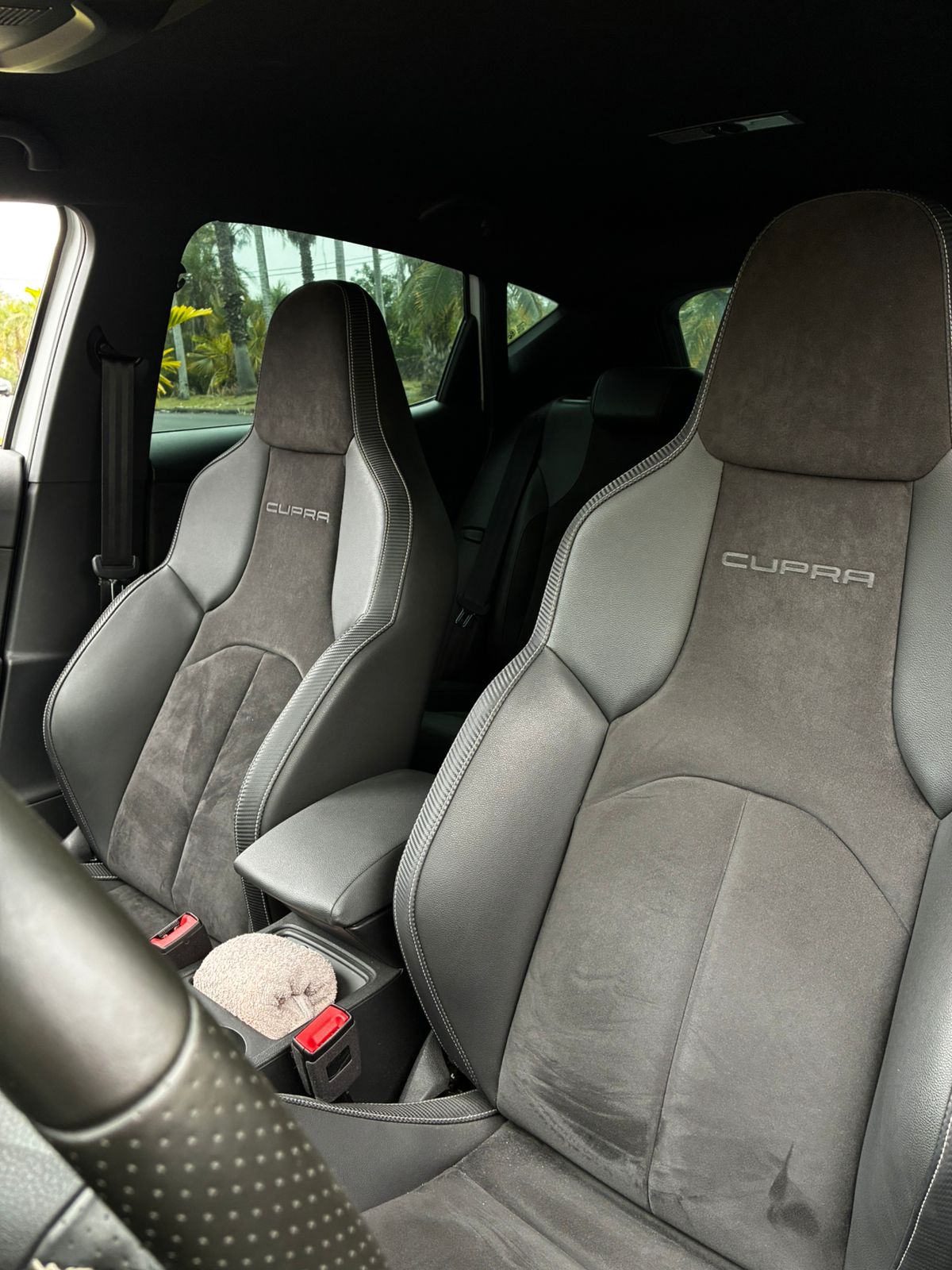 SEAT Leon Cupra 300 – Compacte Sportive Essence, Faible Kilométrage ; État Impeccable