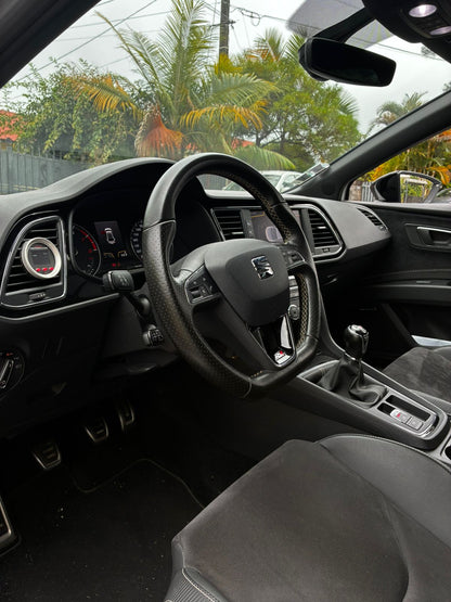 SEAT Leon Cupra 300 – Compacte Sportive Essence, Faible Kilométrage ; État Impeccable