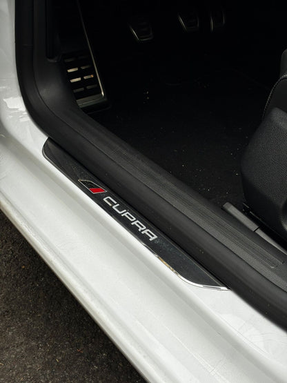 SEAT Leon Cupra 300 – Compacte Sportive Essence, Faible Kilométrage ; État Impeccable
