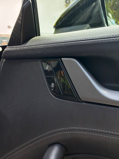 Porsche 911 Type 992 Carrera 4 – 3.0L 385 ch – Pano / État Neuf