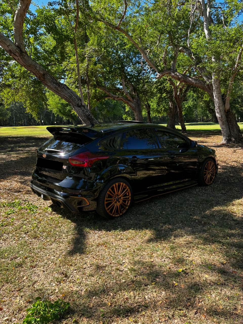 FORD FOCUS RS 350 CH – PACK PERFORMANCE – TOIT PANORAMIQUE – DISPONIBLE