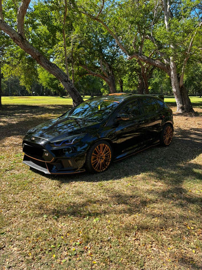 FORD FOCUS RS 350 CH – PACK PERFORMANCE – TOIT PANORAMIQUE – DISPONIBLE