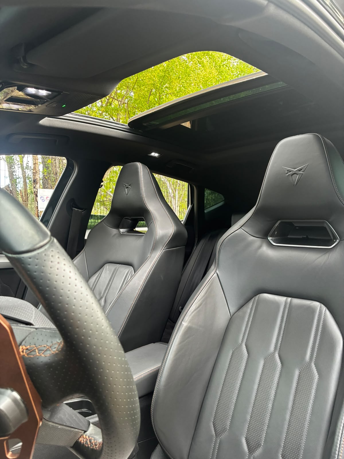 CUPRA FORMENTOR 1.5 TSI VZ-LINE – DISPONIBLE IMMÉDIATEMENT À LA RÉUNION