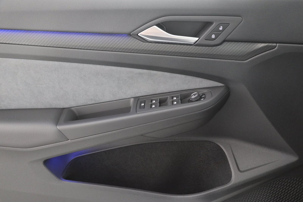 VOLKSWAGEN GOLF VIII R — OFFRE EXCLUSIVE