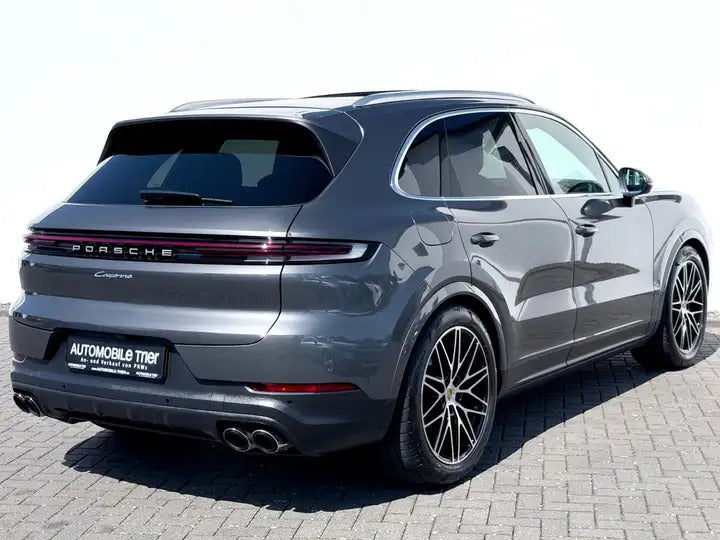 PORSCHE CAYENNE 3.0 V6 DISPONIBLE À L’IMPORTATION