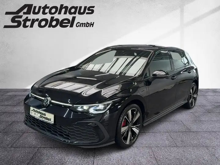 VOLKSWAGEN GOLF 8 GTE 245 CH – DISPONIBLE À L'IMPORTATION 🇩🇪