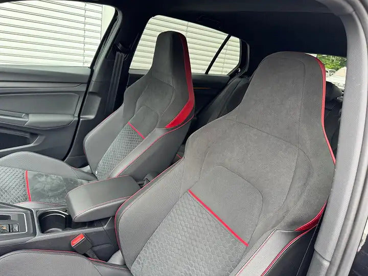 VOLKSWAGEN Golf VIII GTI Clubsport – 2.0 TSI 300 ch