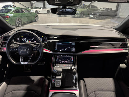AUDI Q8 55 TFSI HYBRIDE 381 CH S LINE – DISPONIBLE À L'IMPORTATION